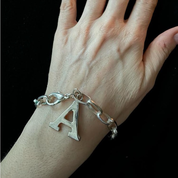 A initial bracelet - Picture 3 of 3